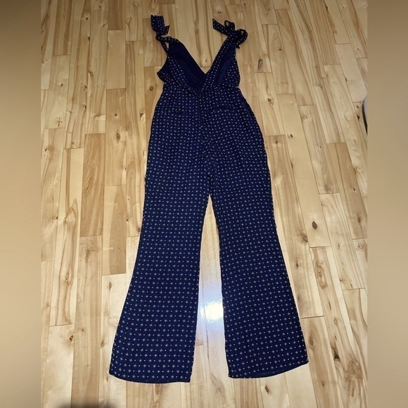 Jumpsuit print navy blue V neck Size Medium - Picture 6 of 10
